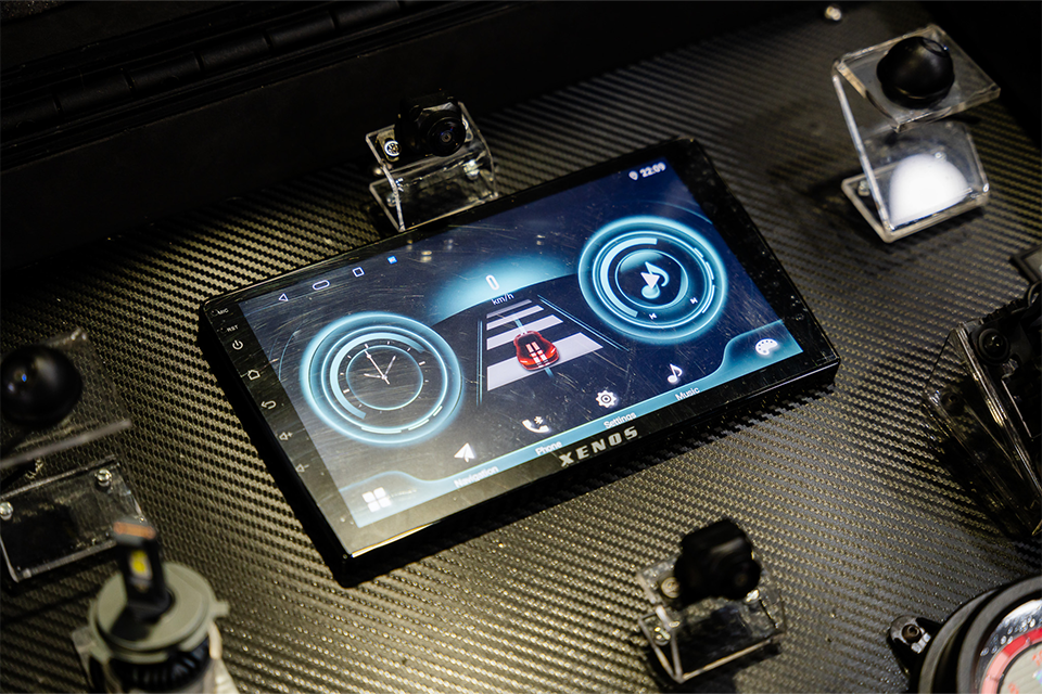 قطع الغيار والمكونات