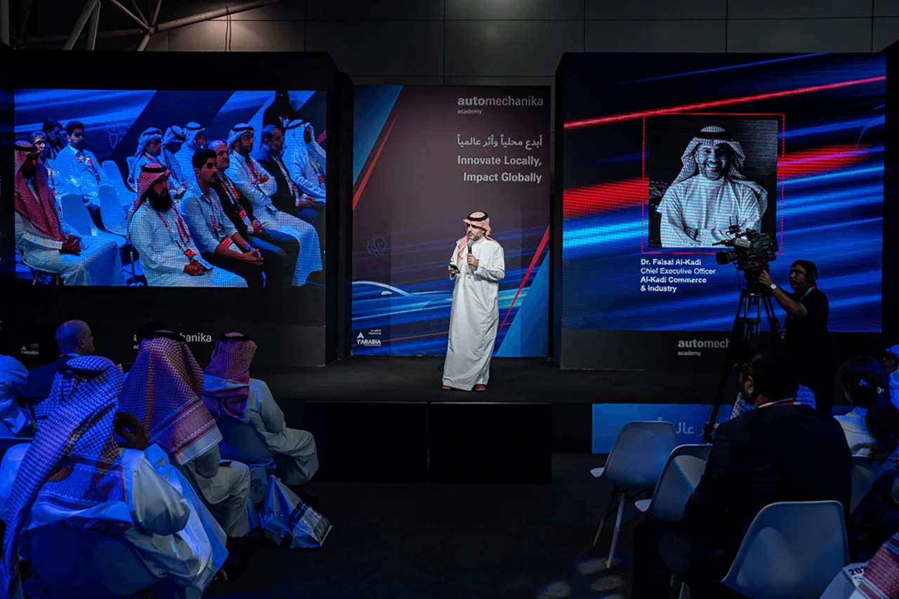 اكتسب رؤى عن القطاع ومعلومات عن السوق
