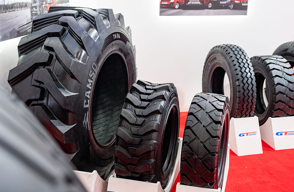 قطع الغيار والمكونات